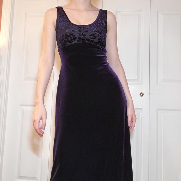 Vintage 90's goth purple roses low back babydoll empire waist velvet maxi dress